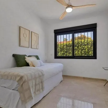 Casa Mimosas Junto A La Playa A 100 M Del Mar Villa Marbella